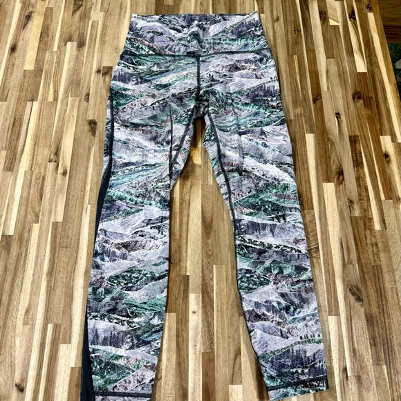 Lululemon Mountain Printed Leggings Size 6 - Picture 1 of 5